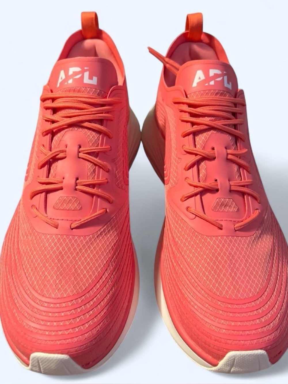APL Men’s Coral Tennis Shoes Size 10